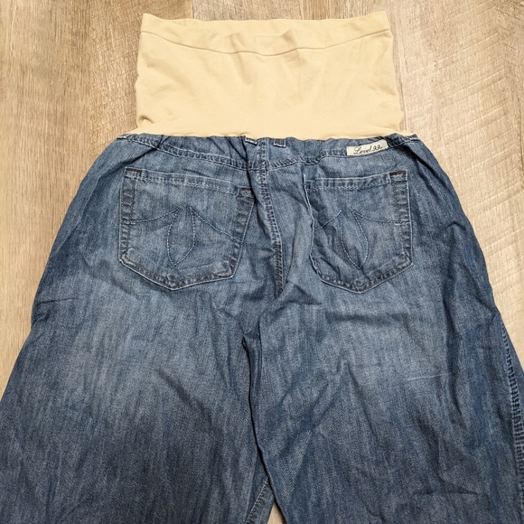 Level 99 Cropped Wide Leg Maternity Jeans - Picture 5 of 9